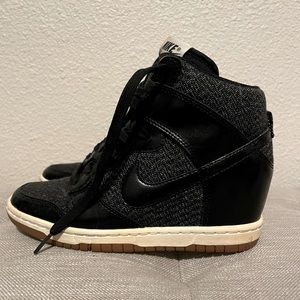 Nike Sky High Dunks. Size 5 Women. Gently Used.